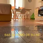 Bed & Breakfast Sa Domo De Su Re