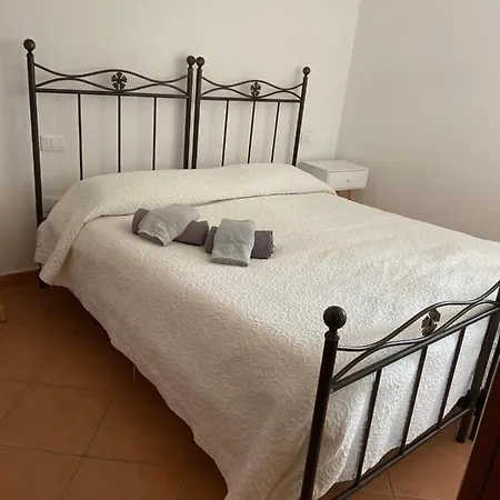 Sa Domo De Su Re