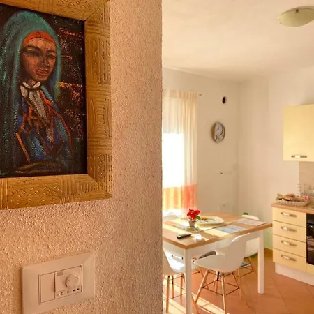 فندق مبيت وإفطار Sa Domo De Su Re Torralba