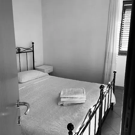 Sa Domo De Su Re Bed & Breakfast *